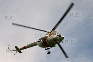 canon eos 1000f photo polish border guard helicopter