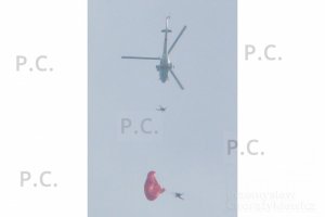 red parachute poland