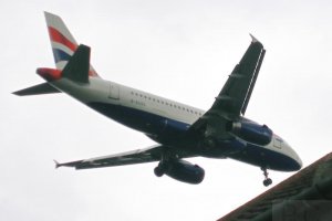 airbus a319 g-euoc british airways.JPG