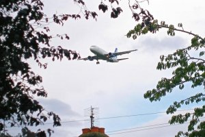 a320 oh-lxb finnair london heathrow 2007.jpg