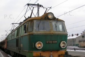 et22-688 przemysl train.JPG