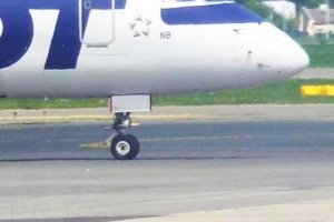 star alliance pll lot embraer 195 sp-lnb chopin airport.JPG