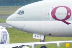 warsaw-chopin-b777-a7-baw-qatar-jet.JPG