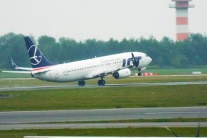 start-samolotu-b-737-pll-lot-sp-lwf-lotnisko-chopina-warszawa.JPG