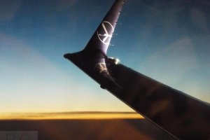 embraer-170-winglet-pll-lot-spldf.JPG