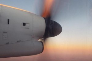 fotografia-lotnictwo-historia- przemyslaw-q400.JPG