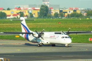 warsaw-chopin-airport-swift-air-atr72-eclsn.JPG