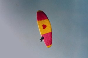 pc-paraglider-heart-paralotnia-serce.JPG