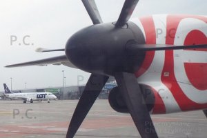 polski Bombardier i Embraer na lotnisku Chopina