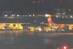 night photo higherthanjumbojets.pl chopin airport p. chorazykiewicz