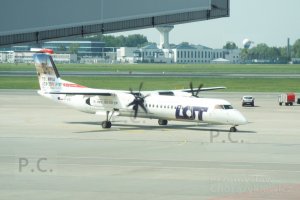 Warszawa DHC 8 taxying Bombardier Dash Q 400 Poland