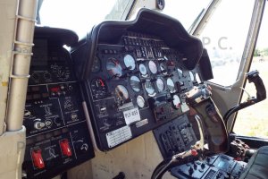 higherthanjumbojets.pl PZL Świdnik W-3 fotografia, lotnictwo, historia, przyroda okolic Przemyśla instrument panel