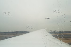 Lotnisko Tokio-Narita 6. 03. 2017 (lądowanie i kołowanie B 787-8 SP-LRB PLL LOT)