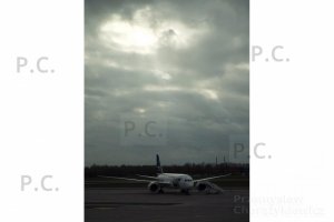 dreamliner poland chopin lot sp-lrf foto pod słońce