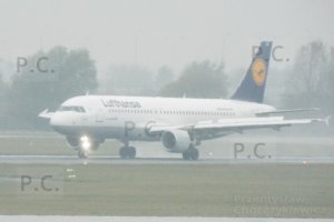 lufthansa chopin airport lotnisko chopina warszawa okecie